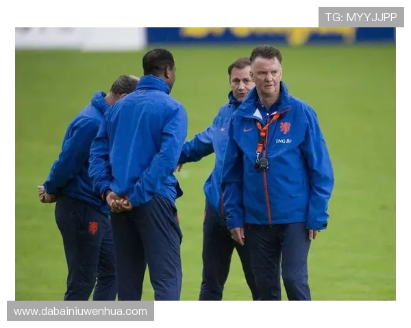 杭州网球队配合分析与对比探讨团队协作的关键因素与战术应用